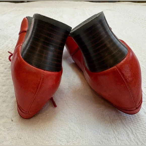 MIZ MOOZ Fordham Cutout Oxford Pumps sz 7.5/38 Red Leather Heels Shoes - Picture 7 of 7